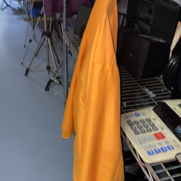 Tennessee V-Neck Pullover - Picture 5 of 5